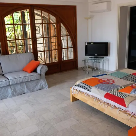 Mas Sainte Marie * טולון