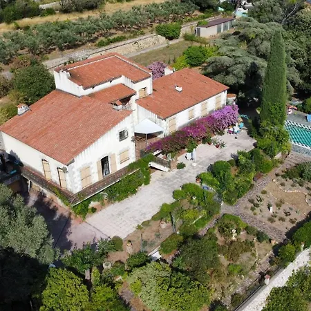 Mas Sainte Marie דירה *